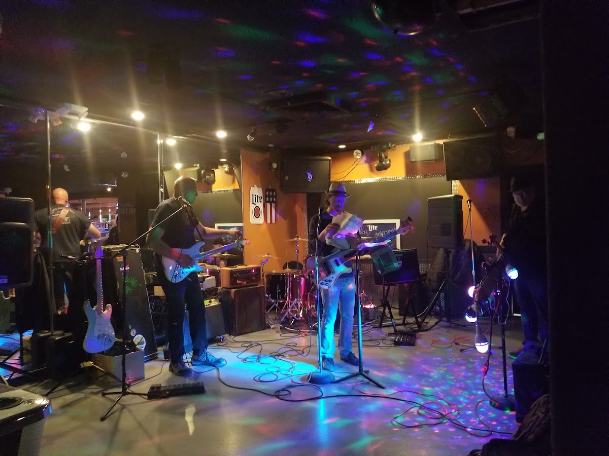 Kickstand Saloon-4