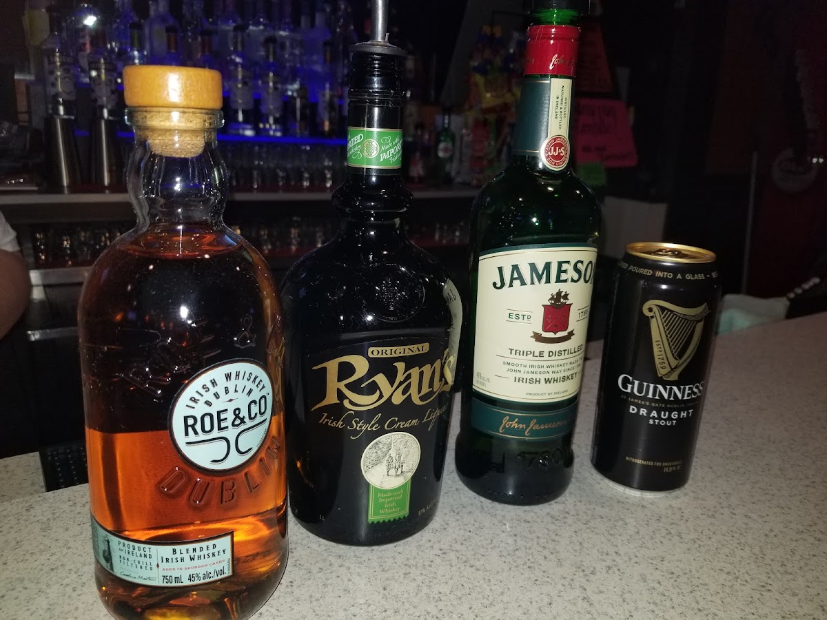 Kickstand Saloon-6